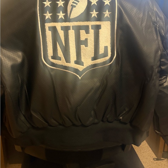 Jeff Hamilton NFL Jacket - Picture 9 of 13